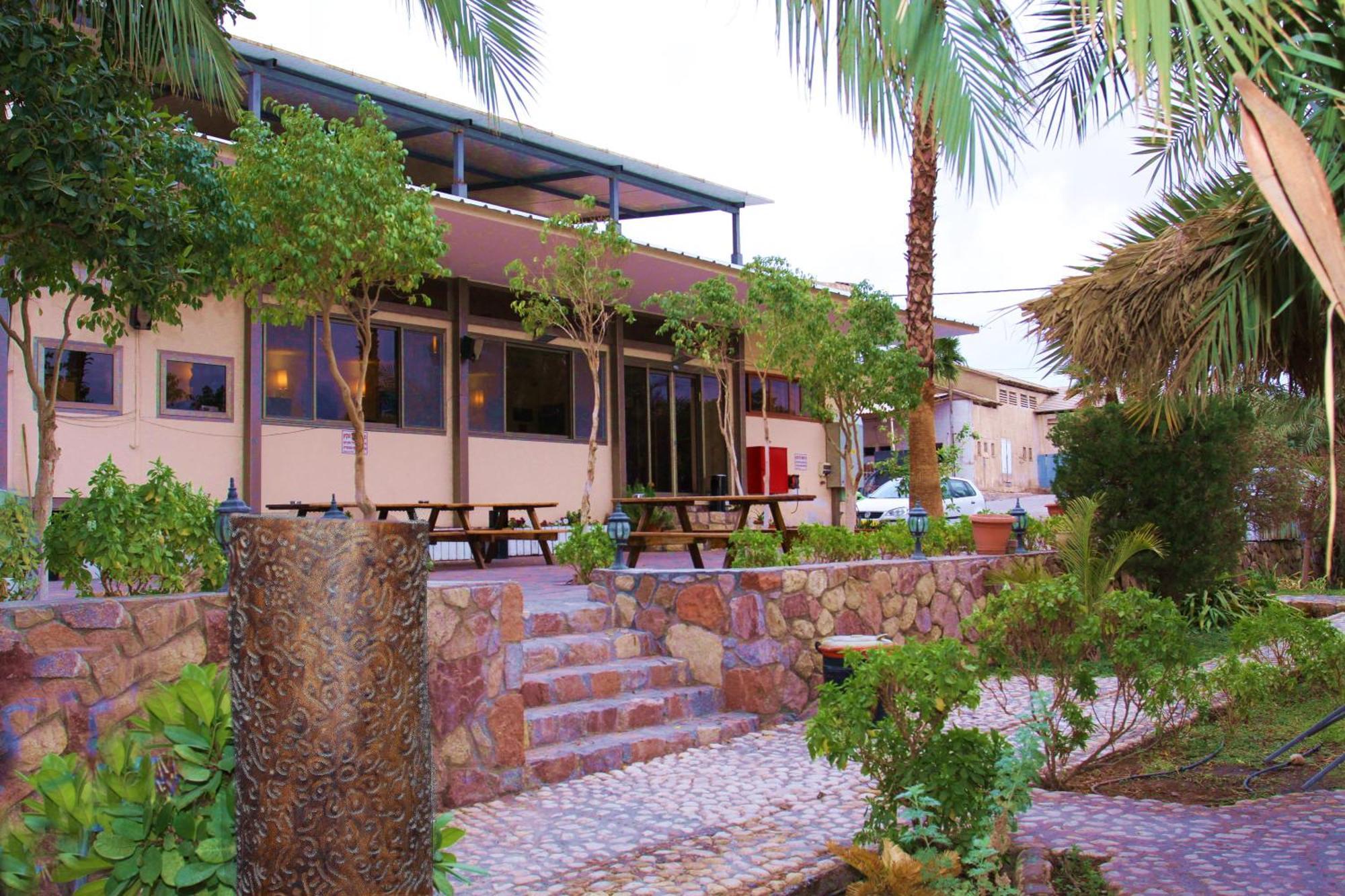 Arava Hostel Eilat Ngoại thất bức ảnh