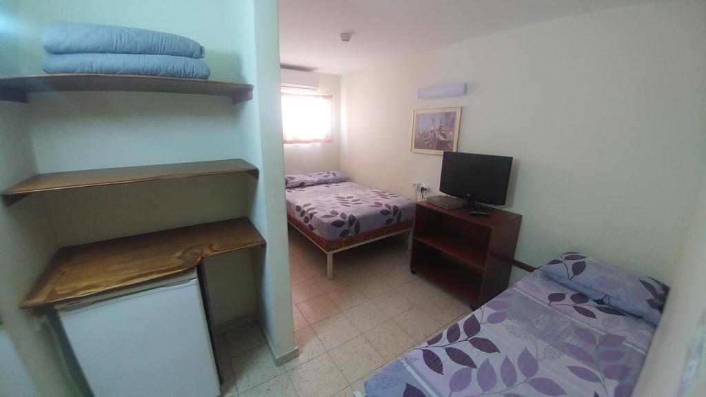 Arava Hostel Eilat Ngoại thất bức ảnh